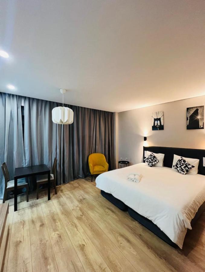 Apartamento Sociedade Farmaceutica Lisboa Екстериор снимка
