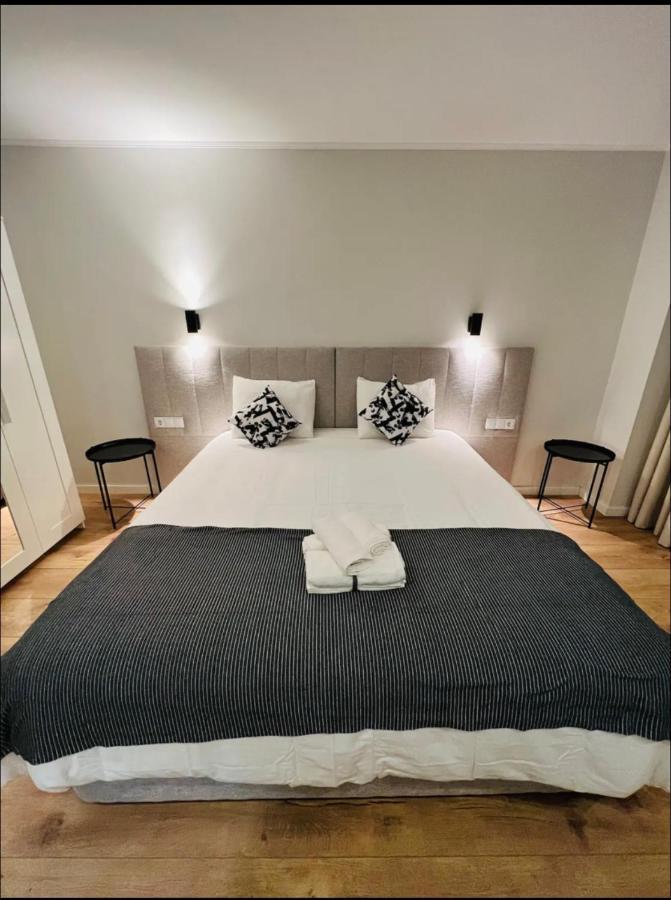 Apartamento Sociedade Farmaceutica Lisboa Екстериор снимка