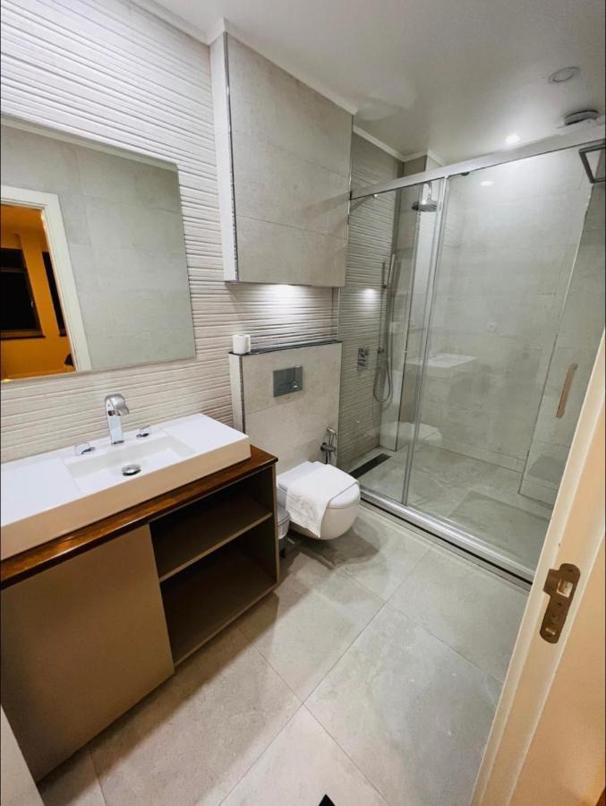 Apartamento Sociedade Farmaceutica Lisboa Екстериор снимка