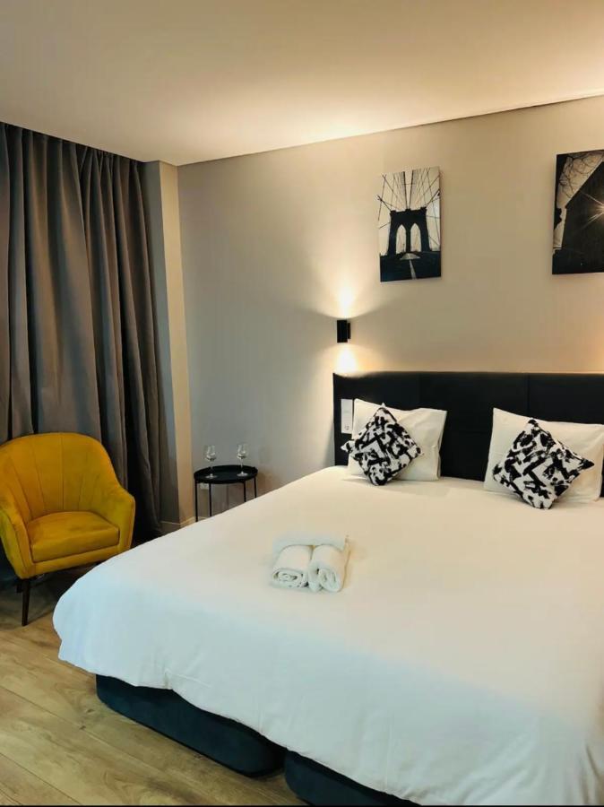 Apartamento Sociedade Farmaceutica Lisboa Екстериор снимка