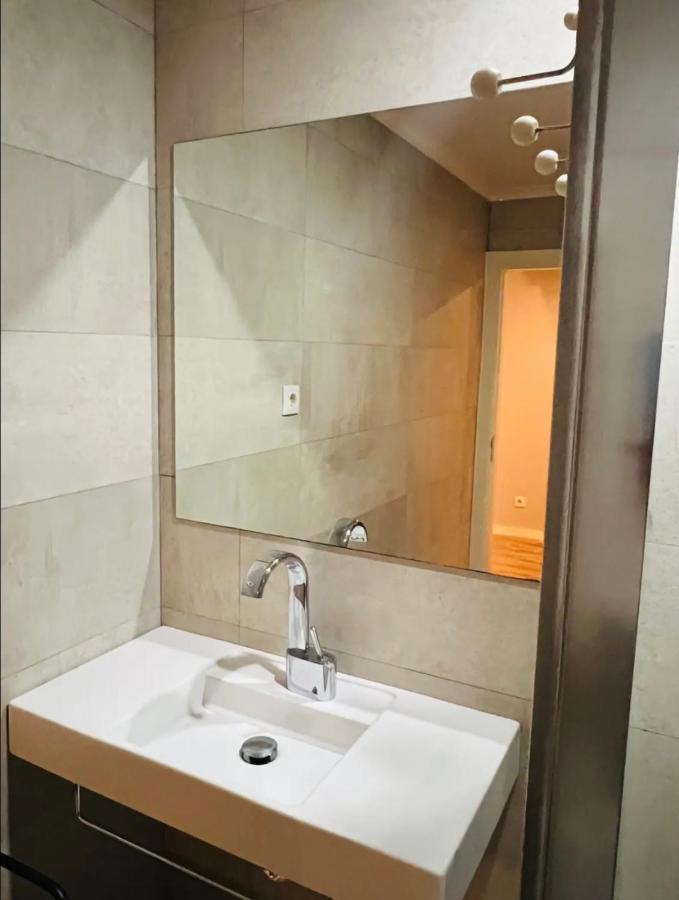 Apartamento Sociedade Farmaceutica Lisboa Екстериор снимка