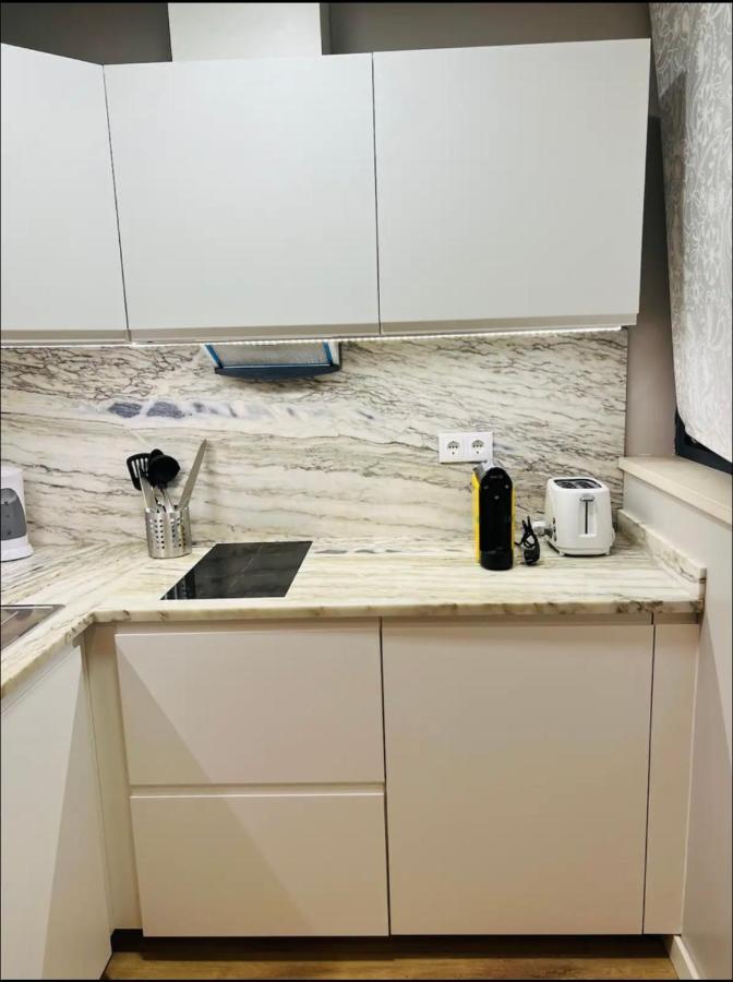 Apartamento Sociedade Farmaceutica Lisboa Екстериор снимка