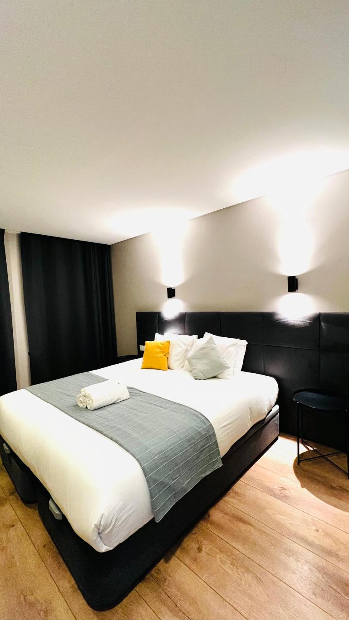 Apartamento Sociedade Farmaceutica Lisboa Екстериор снимка
